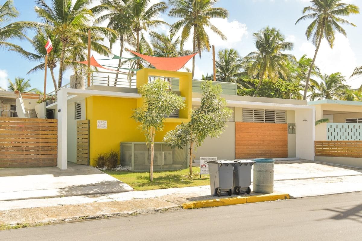 Casa E' Playa Front View